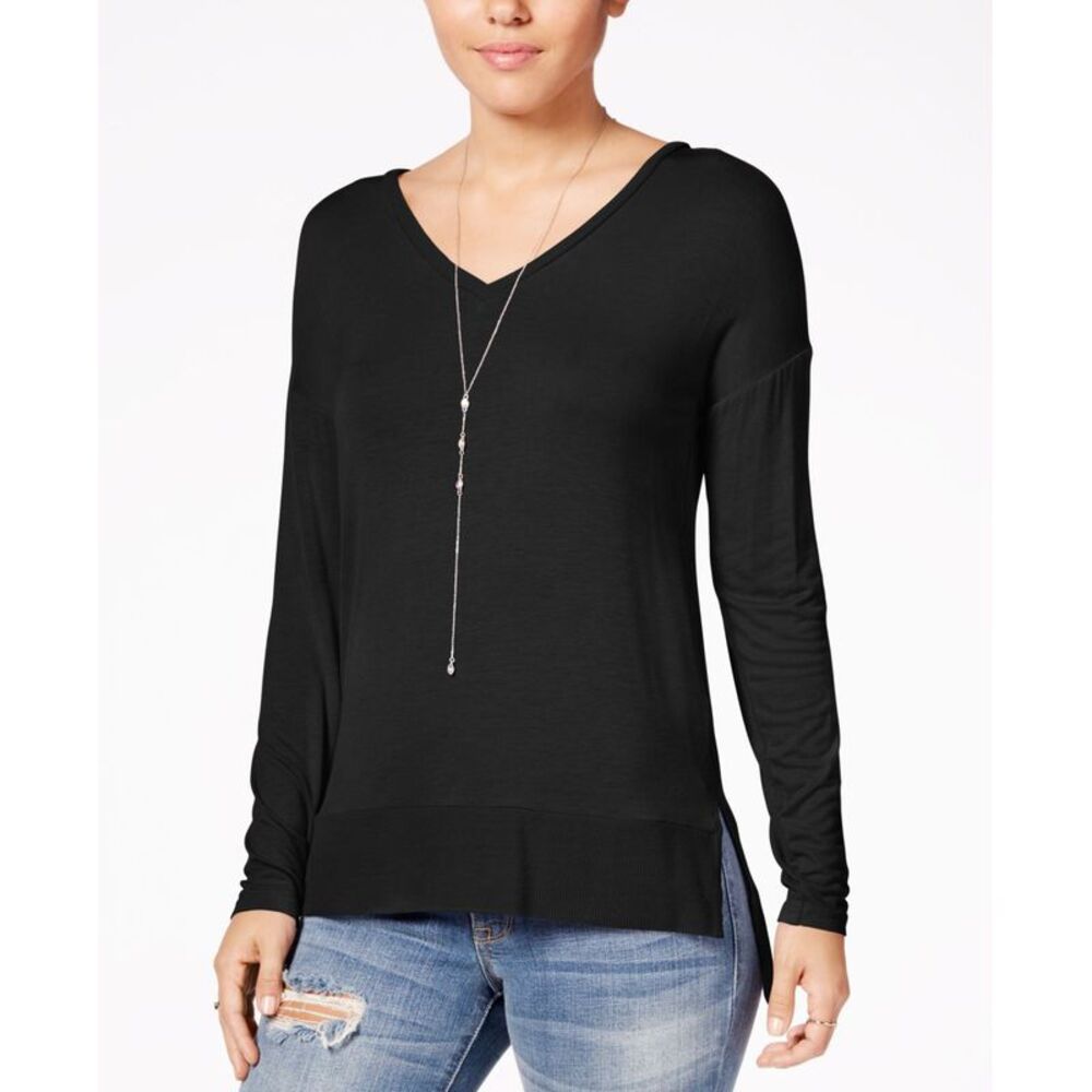 Hippie Rose Juniors Cozy V Neck Top